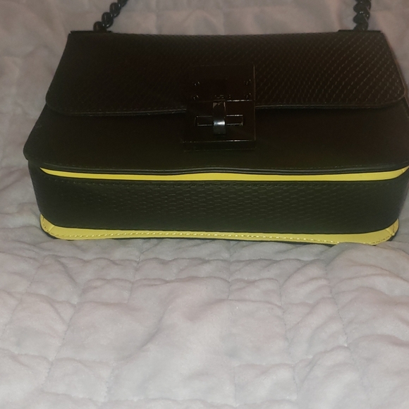 Purse - Picture 2 of 5